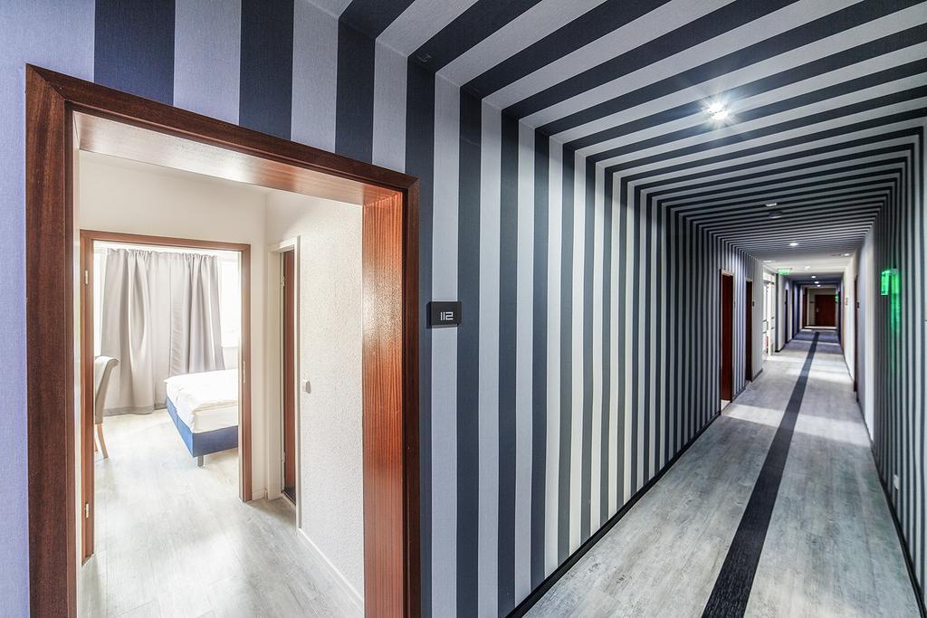 SL´otel Budget Bernburg  Zimmer foto